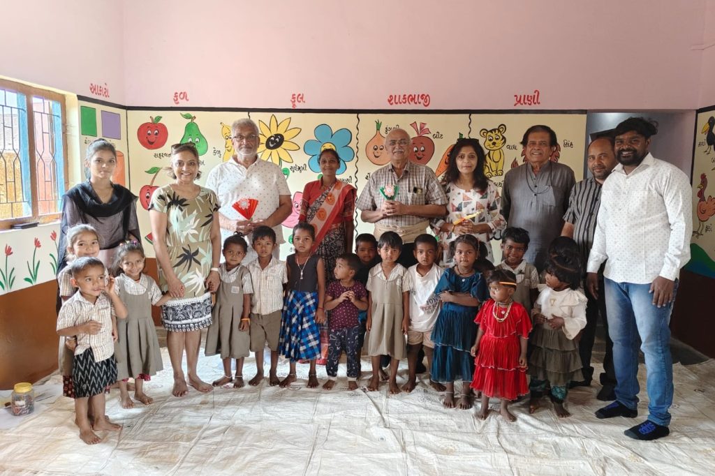 Dr Ravi Patel Visits the Dang Project